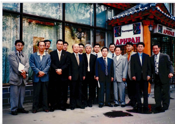 재러중소기업협의회는 1995년 라닉스 황부용, 유포토 유시응, 라임 하우스 김동관이 주축이 돼 발족했다