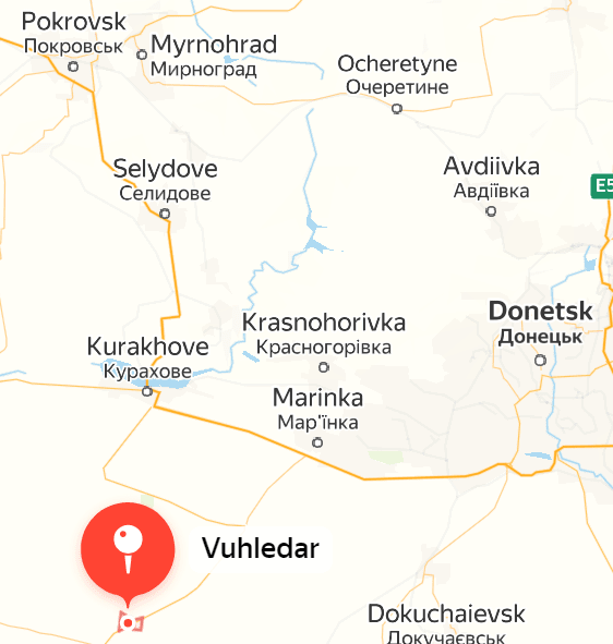 도네츠크주의 우크라이나군 주요 방어 요새. 맨 아래 우글레다르(표시, 함락)에서 위쪽으로 쿠라호보(이번에 함락), 셀리도보(함락), 포크로프스크로 이어진다. 이미 사정권 안에 들어간 포크로프스크마저 무너지면 러시아군은 서쪽으로 펼쳐진 광활한 초원지대를 넘어 드네프르강 강변에 쉽게 도달할 수 있다고 한다/얀덱스 지도 캡처&nbsp;&nbsp;