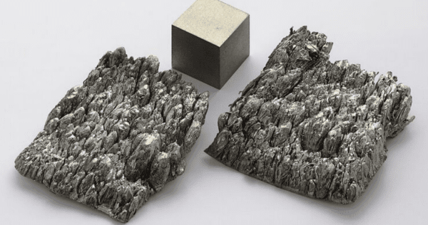 러-우크라가 경쟁적으로 미국 측에 희토류 개발 협력을 제안했다. 사진은 스칸튬/사진출처:위키피디아