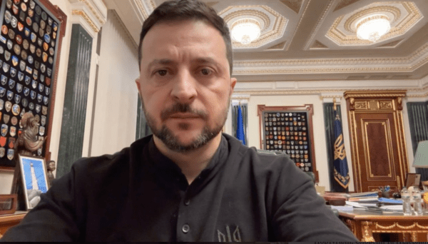 젤렌스키 대통령의 저녁 대국민 영상/사진출처:우크라 대통령실