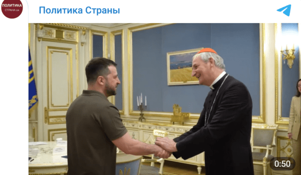 전쟁 종식 중재 임무를 띠고 2023년 6월 젤렌스키 대통령을 만난 프란치스코 교황 특사 마테오 주피 추기경/캡처&nbsp;