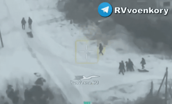 전투 현장에서 우크라측에 포착된 북한군 병사들/영상 캡처