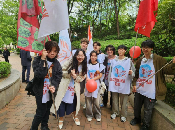 6일 서울 중구 일원에서 진행된 불멸의 연대 행진 모습/사진출처:주한 러시아 대사관