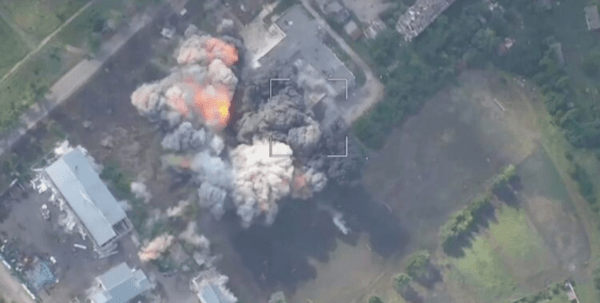 러시아군의 활공 폭탄 투하/사진출처:러시아 국방부&nbsp;