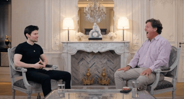 터커 칼슨 전 미 폭스뉴스 앵커와 인터뷰하는 두로프 CEO/캡처