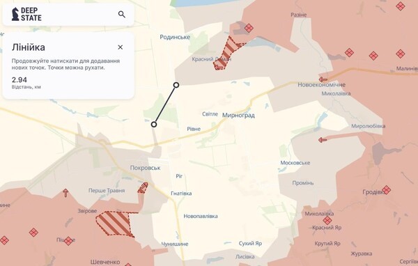 러시아군의 포크로프스크 포위상태를 보여주는 딥 스테이프 지도. 아래쪽과 오른쪽의 붉은 지대는 러시아군 장악지역, 회색은 공방전이 치열한 지역(회색 지대), 회색 지대 사이의 거리(선으로 이어진 부분)는 3킬로미터도 안된다고 한다/사진출처:딥스테이트. 스트라나.ua&nbsp;