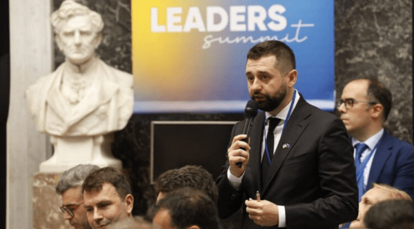 아르하미아 우크라 집권여당 국민의 종 대표/사진출처:텔레그램