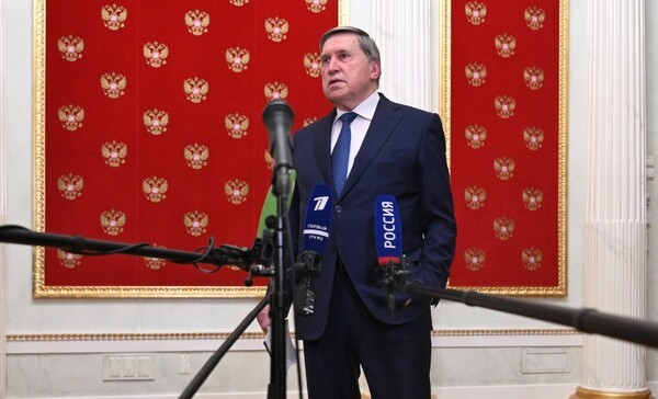 크렘린 미-러 회담 결과를 브리핑하는 우샤코프 보좌관/사진출처:크렘린.ru