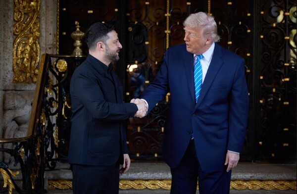 미 플로리다주 마이애미에서 만난 젤렌스키-트럼프 대통령/사진출처:우크라 대통령실