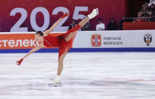 피겨스케이팅에 출전하는 아델리야 페트로샨/사진출처:vK 영상 캡처