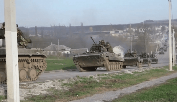 우크라이나 영토 깊숙이 진격하는 러시아군 탱크와 장갑차량들/사진출처:우크라 군사 텔레그램